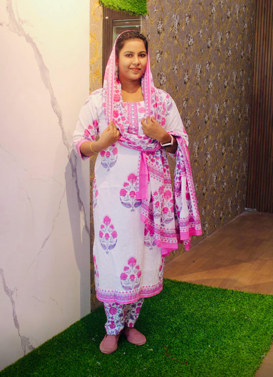 Pink colour cotton set